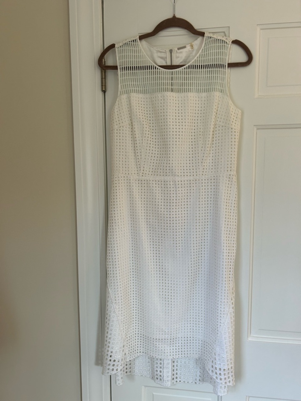 Elie Tahari Cream Sleeveless Eyelet Midi Dress